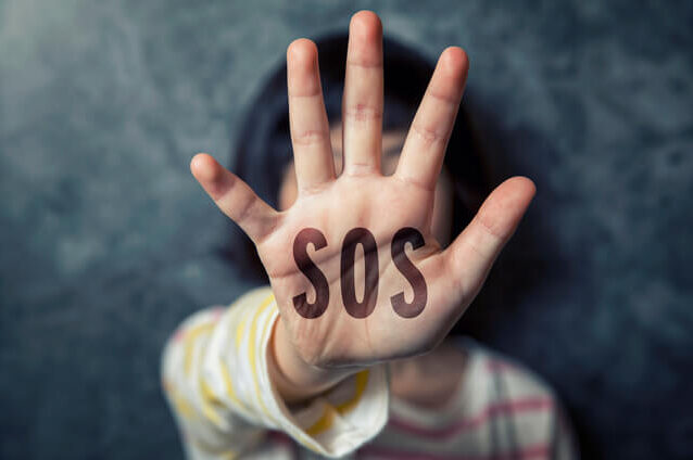 子どもがいじめられたらどうする？「SOS」を見逃さない親ができる対策とは？
