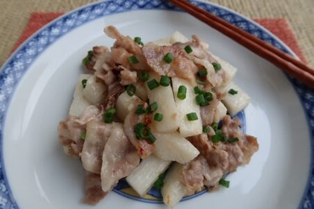 長いもと豚肉の塩みりん炒め