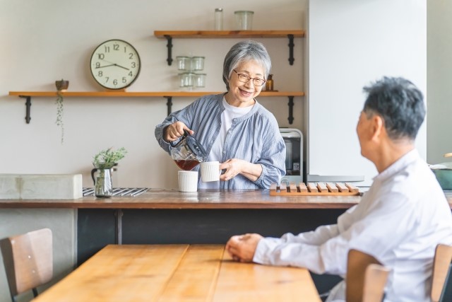 高齢者が賃貸物件を借りる方法とは？借りる前に考えるべきことも解説！