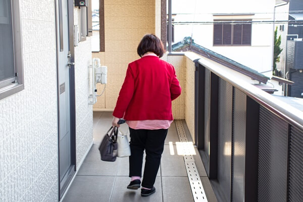 シニアの一人暮らしはマンションが安心