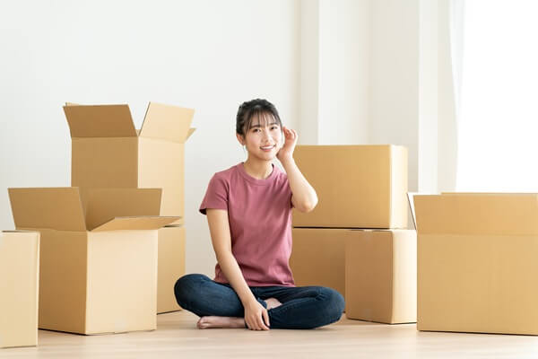 一人暮らしの引っ越し費用を徹底解説！金銭的負担を抑える7つのポイントも
