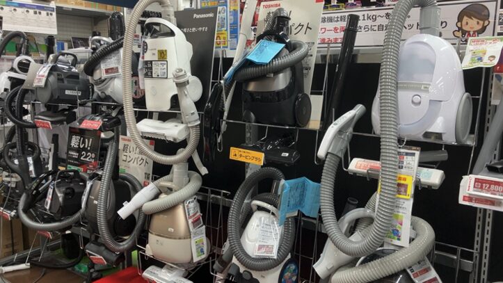 年末の大掃除を見越して、秋に動き出す人が多い掃除機コーナー。