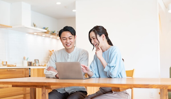 同棲にかかる生活費とは?