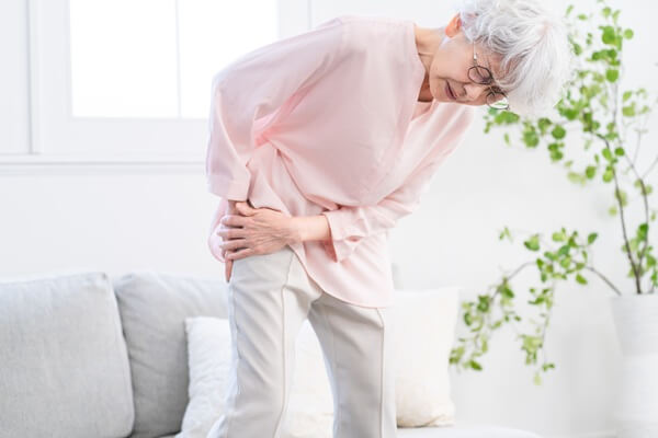 60代女性が不安に感じている「健康の悩み」とは?