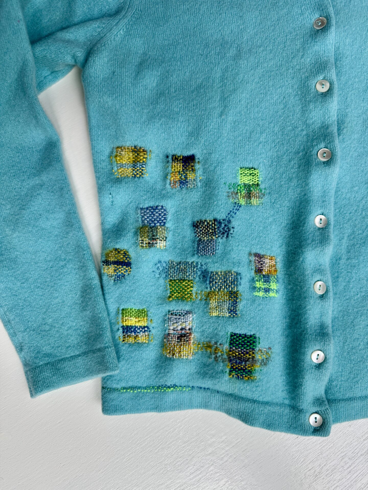お気に入りの服をずっと着たい！かわいく楽しむ「ダーニング」入門