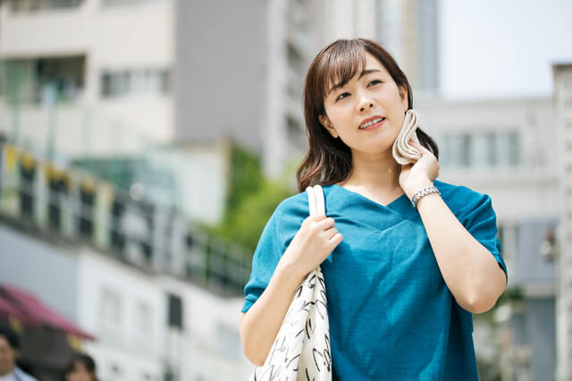汗で悩んでいる人は多い！