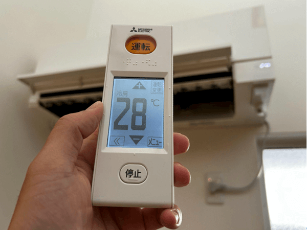 エアコン:設定温度とフィルター掃除で効率的に節電