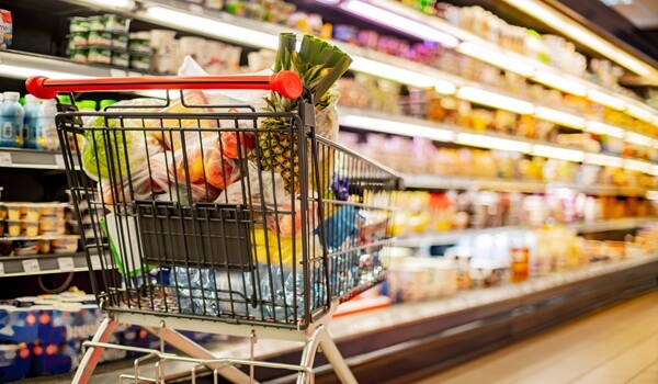買い物付き添いサービスとは？種類や選び方を徹底解説