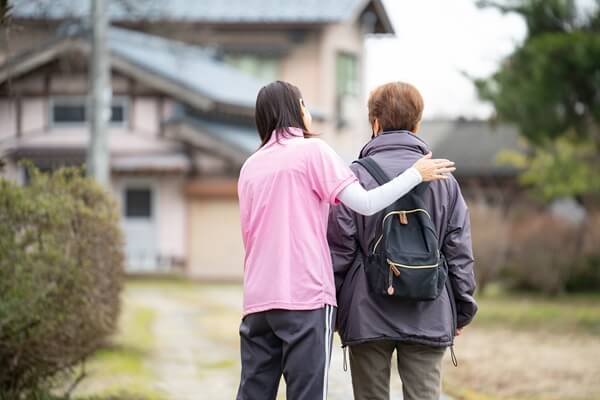 高齢者の買い物付き添いサービスとは?