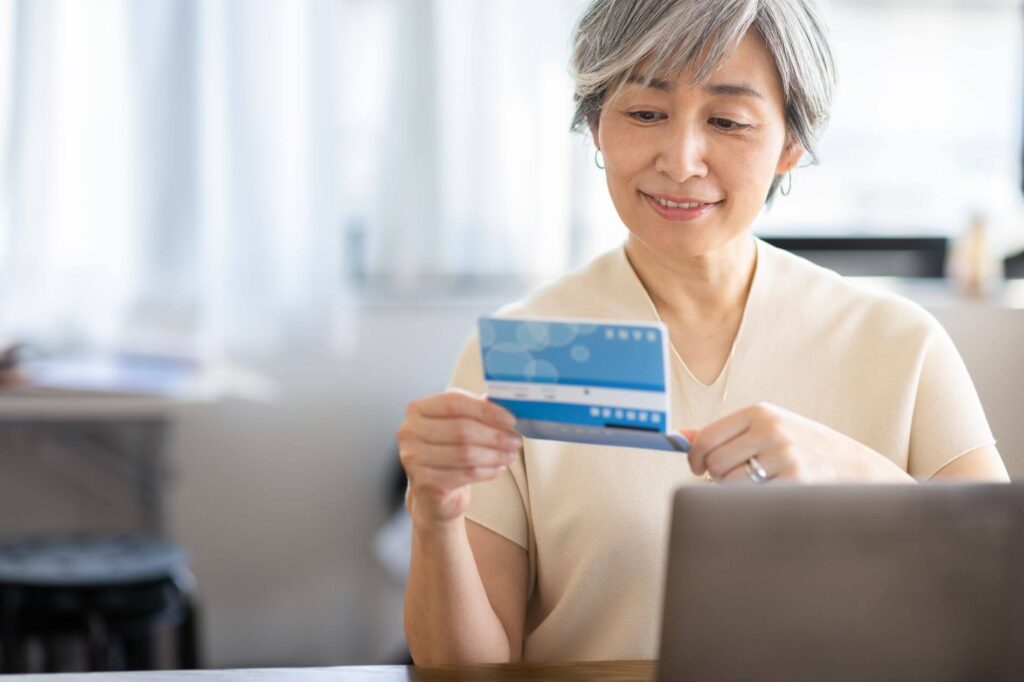 50代で「資産運用」を始めた2人の「半年後」は…