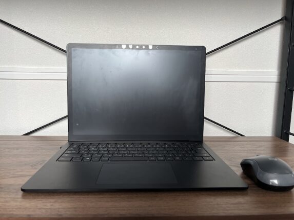 Windowsは従量制、Macは省データ。テザリング中の自動更新を止めてギガ温存