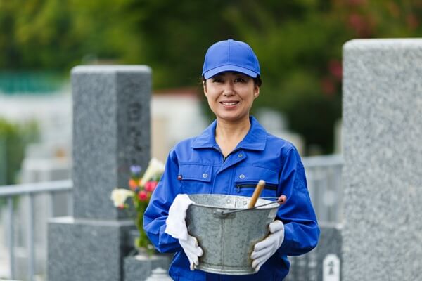 写真付きレポートで安心!くらしのセゾン「墓もりくん」の魅力