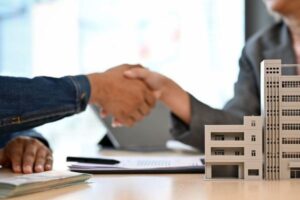 知っているだけで月数十万円の差!?…不動産収益を左右する「管理会社」との上手な付き合い方【専門家が解説】