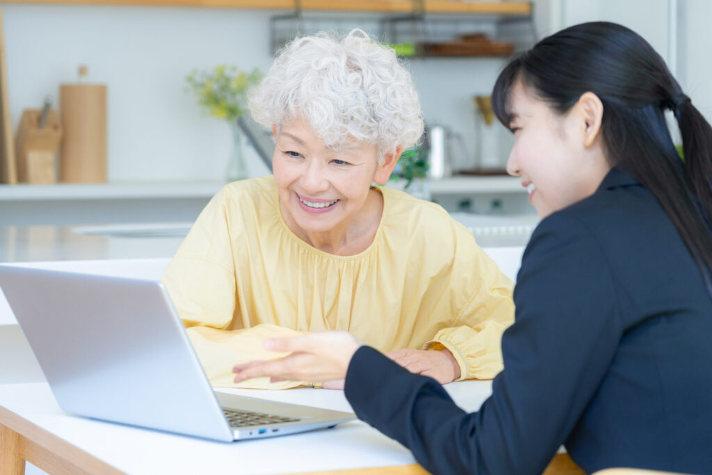 30〜40代とは違う? シニア世代に必要な保障とは