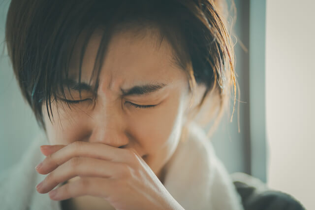 【医師が解説】秋のアレルギー症状と原因は？花粉・ハウスダストの正体
