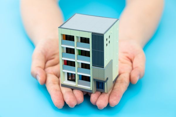 「税金対策」「生命保険代わり」…副業大家の第一歩に最適な「ワンルーム投資」のメリット・デメリット【不動産投資専門FPが解説】