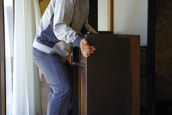 片付け業者のおすすめな選び方！ゴミ屋敷・汚部屋の清掃料金も解説