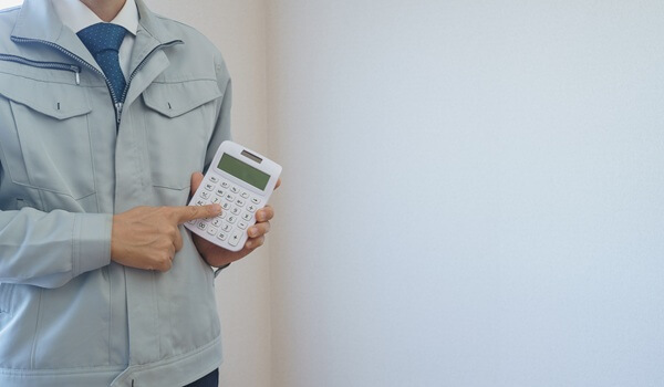 一軒家の壁紙(クロス)張替え費用は総額30万〜80万円が目安