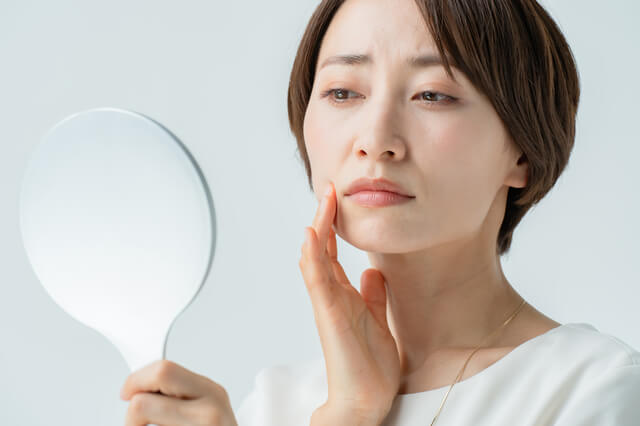【腸活のプロが教える】便秘を改善するだけで肌荒れ知らず！今日からできる美肌ルーティン
