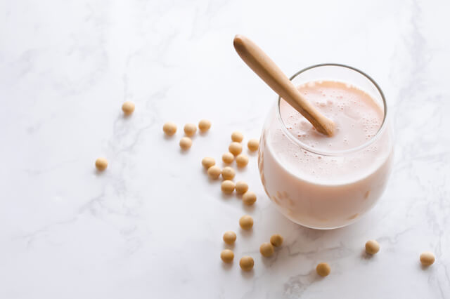 鉄分を補う方法と飲み物のメリットとは