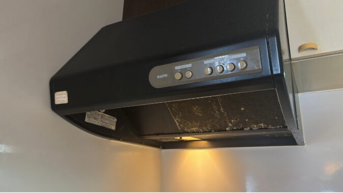 換気扇:業者10,000円vs自力2.5時間+洗剤代400円