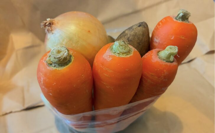 袋の口ギリギリまで詰めればOK！高さを活かして容量アップ