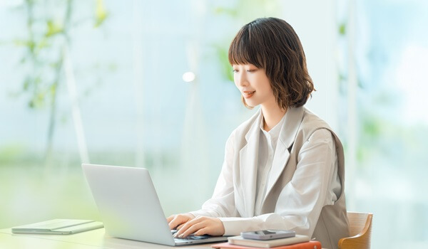 急な出費に備えるなら「MONEY CARD GOLD」