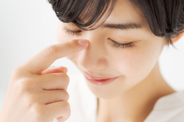 顔の毛穴を目立たなくするには？生活習慣とスキンケアの両面から解説