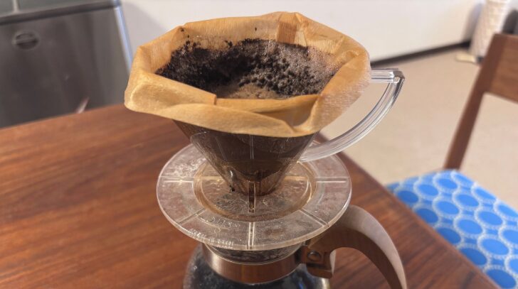 コーヒーかすを捨てない！脱臭・掃除に役立てる節約術