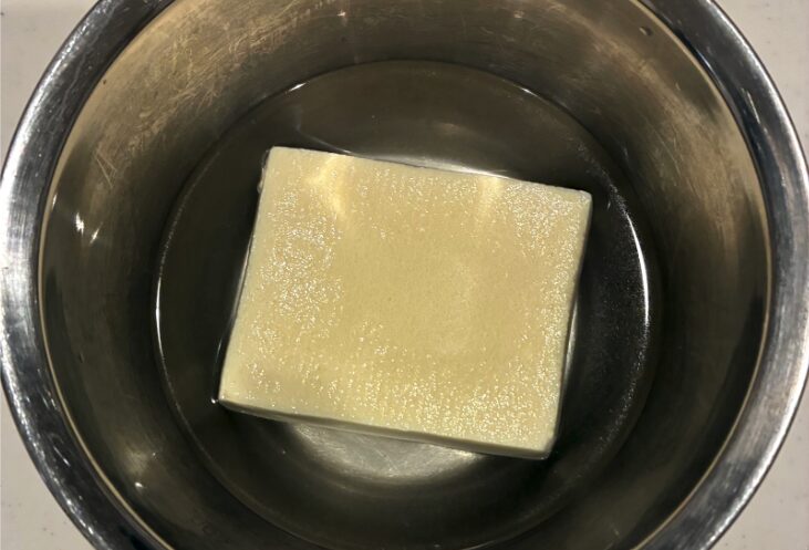味と食感を落とさない！高野豆腐と春雨の正しい戻し方
