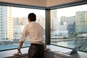 不動産投資の「損切りのタイミング」は？…大家が物件売却を検討すべき判断基準の考え方【専門家が解説】