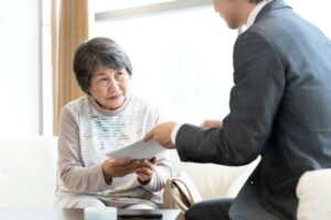 入居者が「認知症」に→大家がとるべき対応は？…安定稼働のカギを握る「高齢入居者」との上手な付きあい方【弁護士が解説】