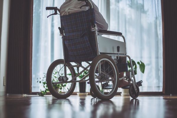 特例適用の大原則は「亡くなる直前まで被相続人（親）が一人で住んでいた」こと