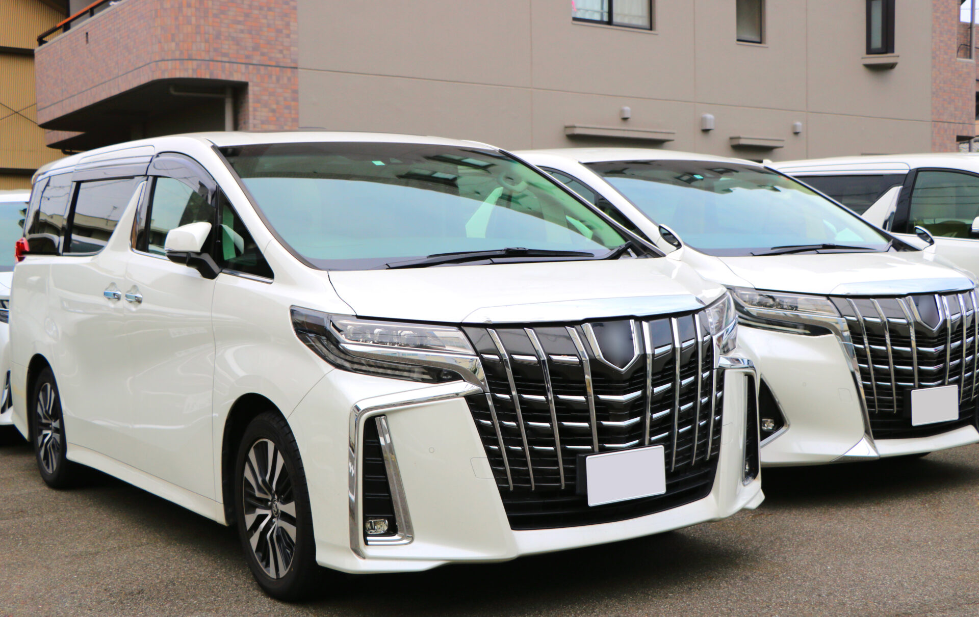 残クレでアルファードを買う前に！知っておきたいリスク・後悔しない賢い買い方を解説